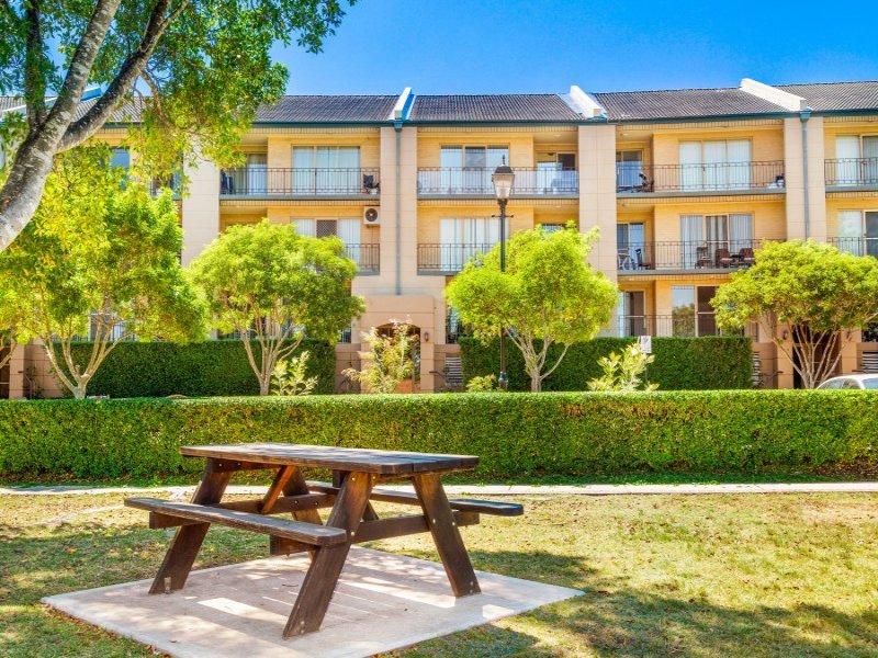 8/11 Settlers Boulevard, Liberty Grove, NSW 2138