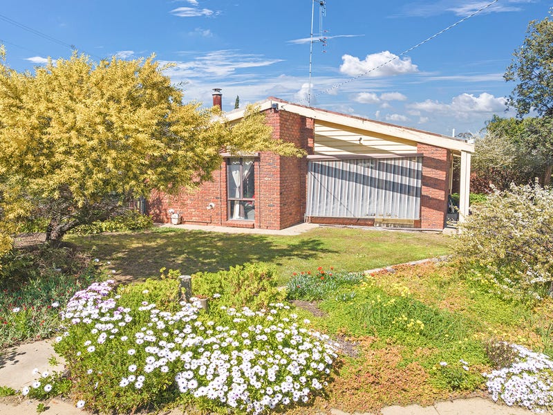 1 Amaroo Court, Echuca, Vic 3564 Property Details