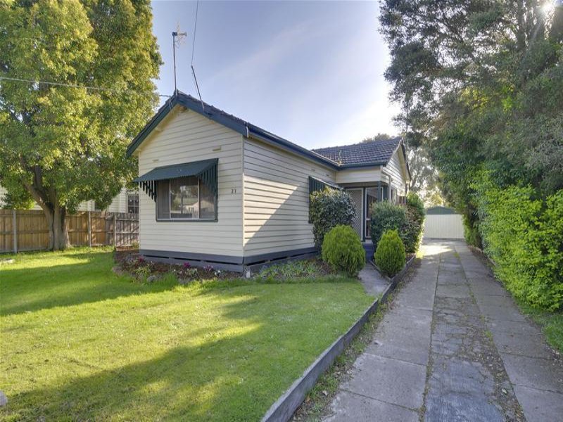 23 Gillies Crescent, Traralgon, Vic 3844 Property Details