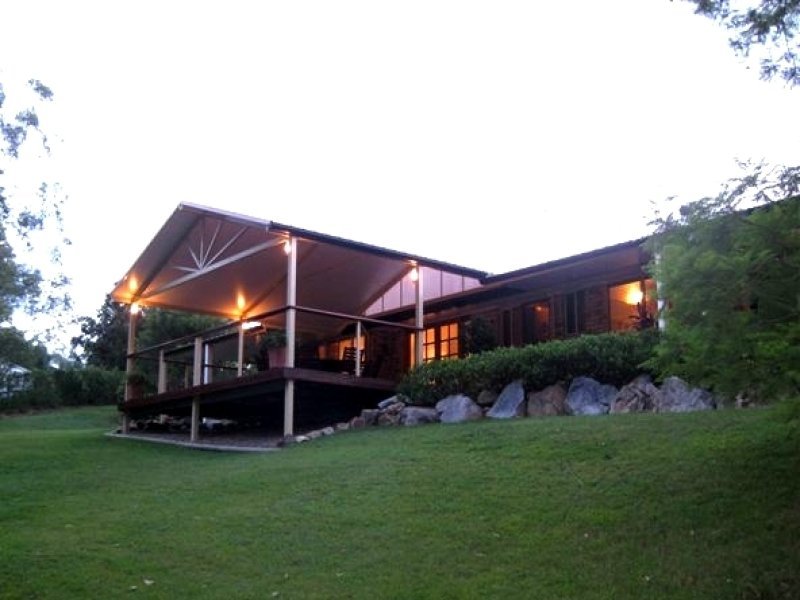 7 Banksia Drive, Mount Crosby, QLD 4306