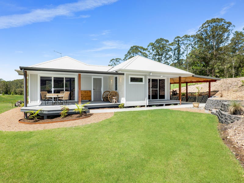 4 Bunya Grove, Bonville, NSW 2450 Property Details