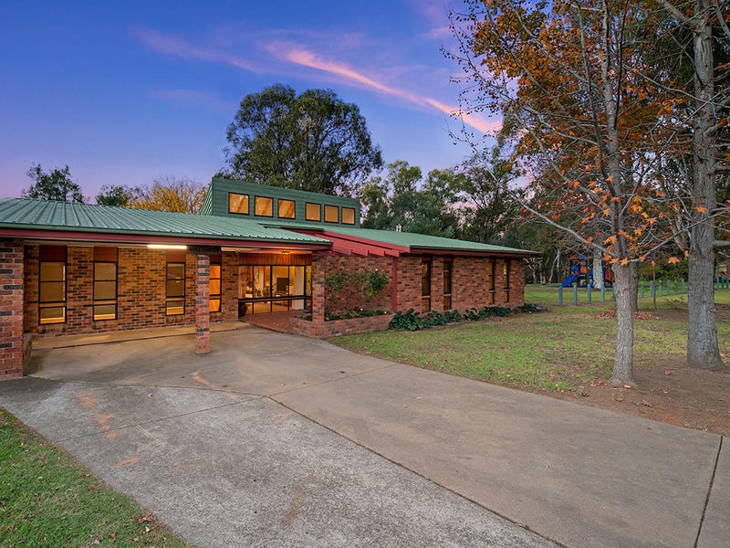 25 Mulgoa Way, Mudgee, NSW 2850 Property Details