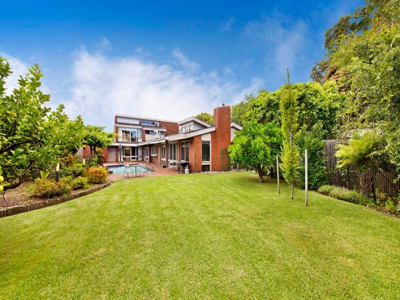 32 Normanby Street, Brighton, Vic 3186 Property Details