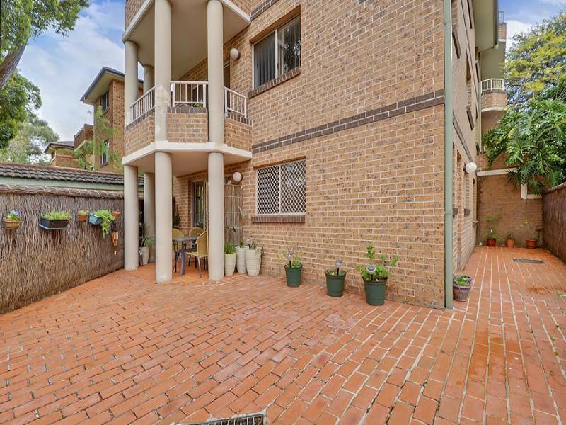 1/62 Hunter Street, Hornsby, NSW 2077