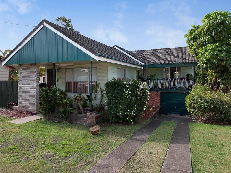 394 Richmond Road, Cannon Hill, QLD 4170