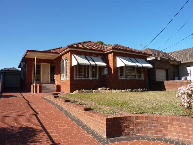 3 Fenwick Avenue, Roselands, NSW 2196