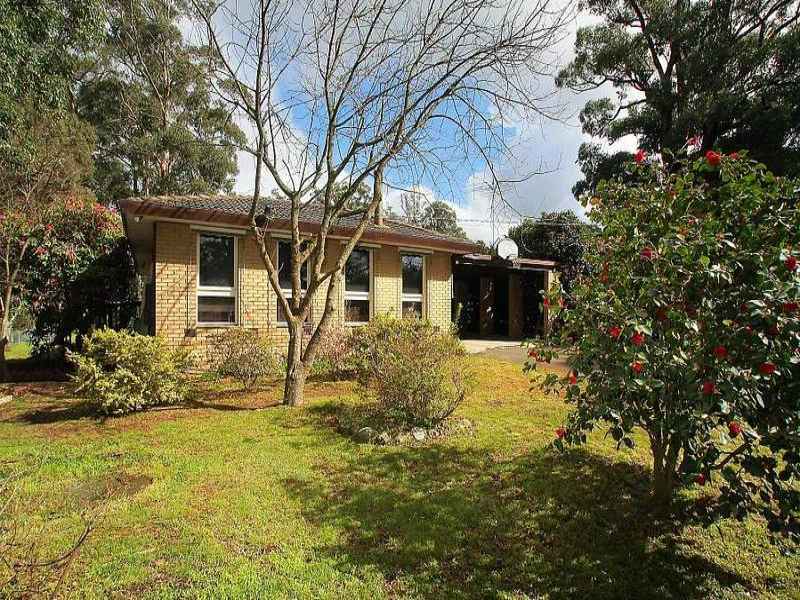 42 School Road, Menzies Creek, VIC 3159