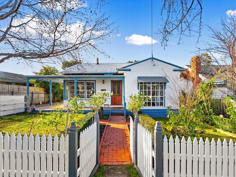 17 Day Street, Bairnsdale, Vic 3875 Property Details