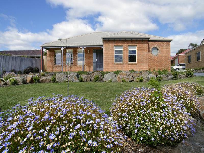 1/33 Meadowvale Drive, Grovedale, Vic 3216