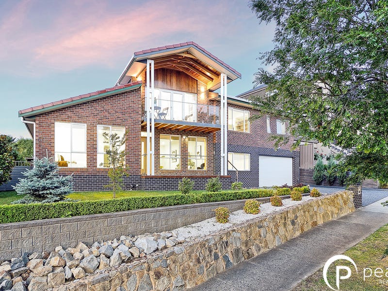 34 Viewgrand Drive, Berwick, Vic 3806 Property Details