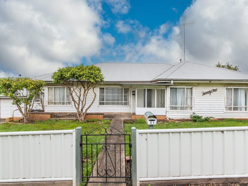 21 Burns Street, Hamilton, Vic 3300 Property Details