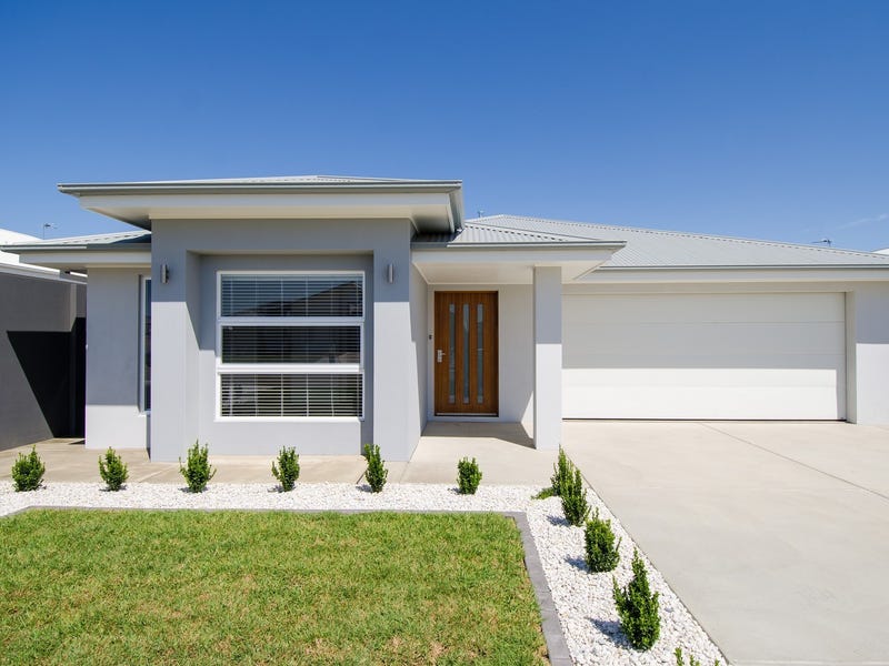 2 12 Beetson Street Boorooma NSW 2650 Property Details