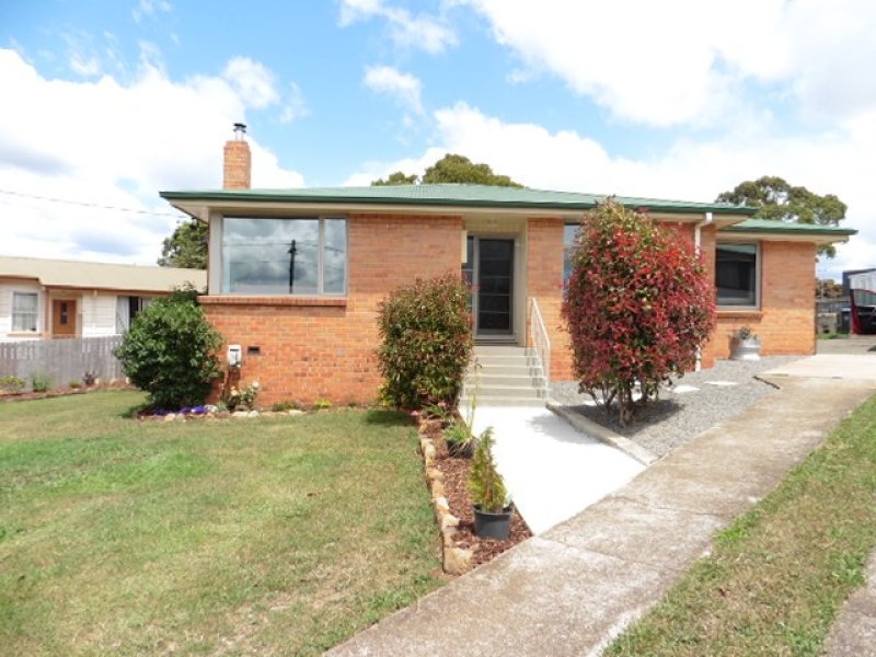 11 Button Street, Scottsdale, Tas 7260 Property Details