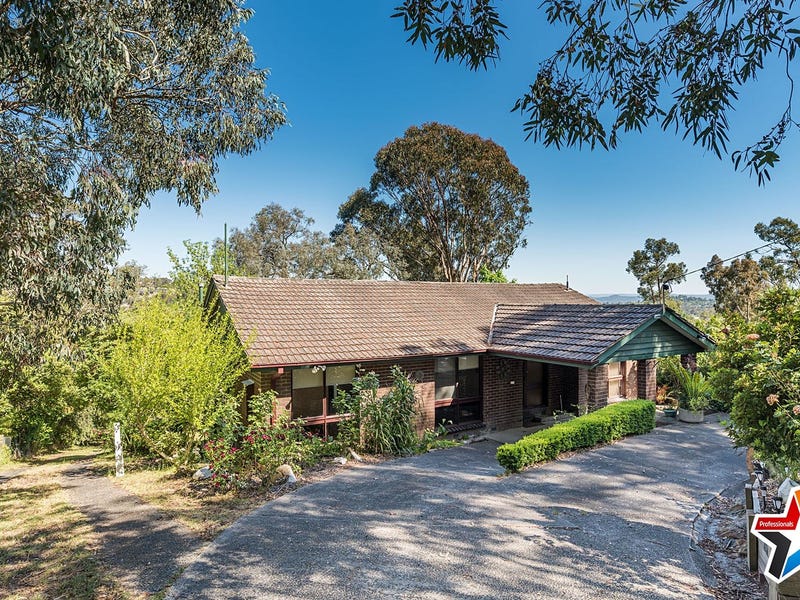 11 Commercial Road, Mount Evelyn, VIC 3796