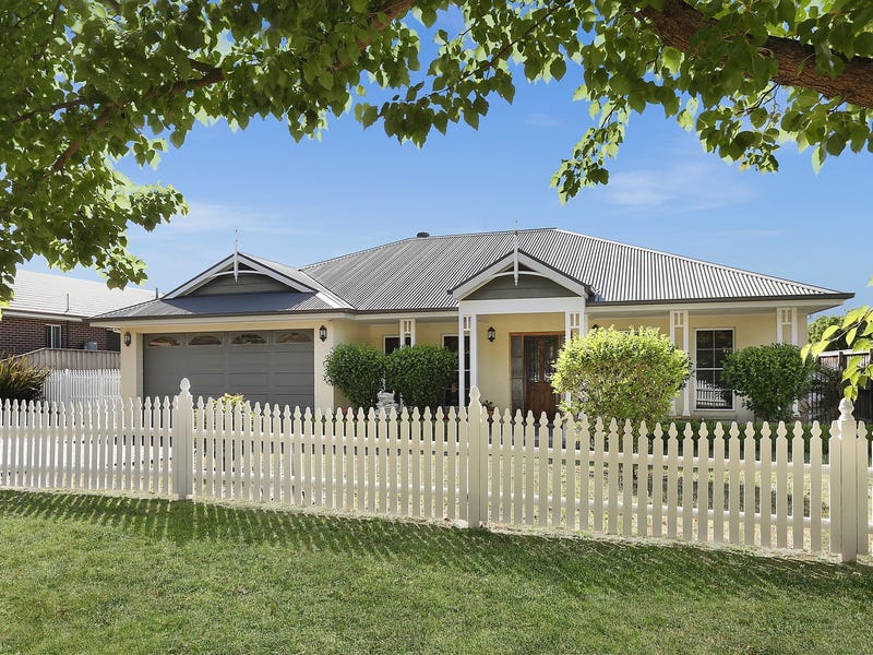 6 Parmenter Court, Bowral, NSW 2576
