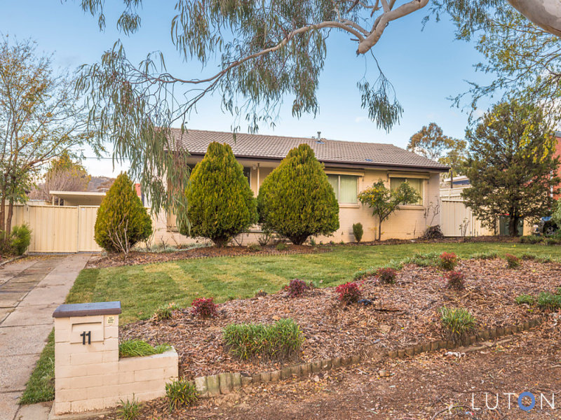 11 Greenvale Street, Fisher, ACT 2611