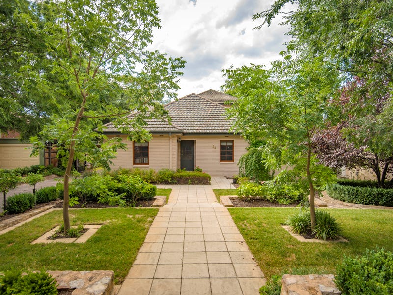 32 Barrallier Street, Griffith, ACT 2603 Property Details