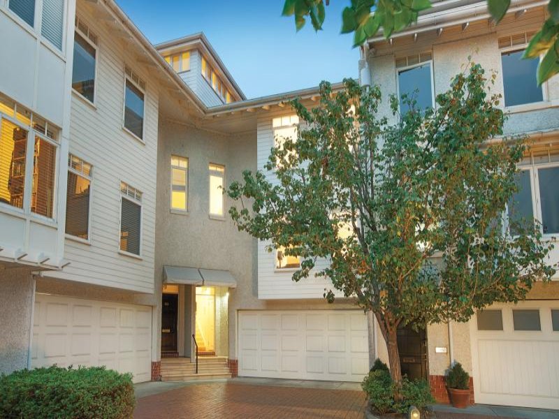 124 Esplanade West, Port Melbourne, VIC 3207