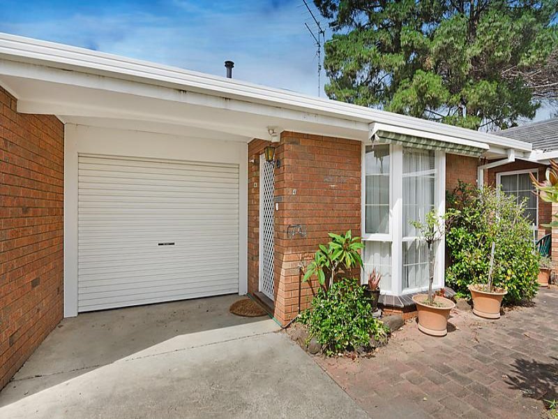 4/271 Roslyn Road, Highton, Vic 3216 Property Details