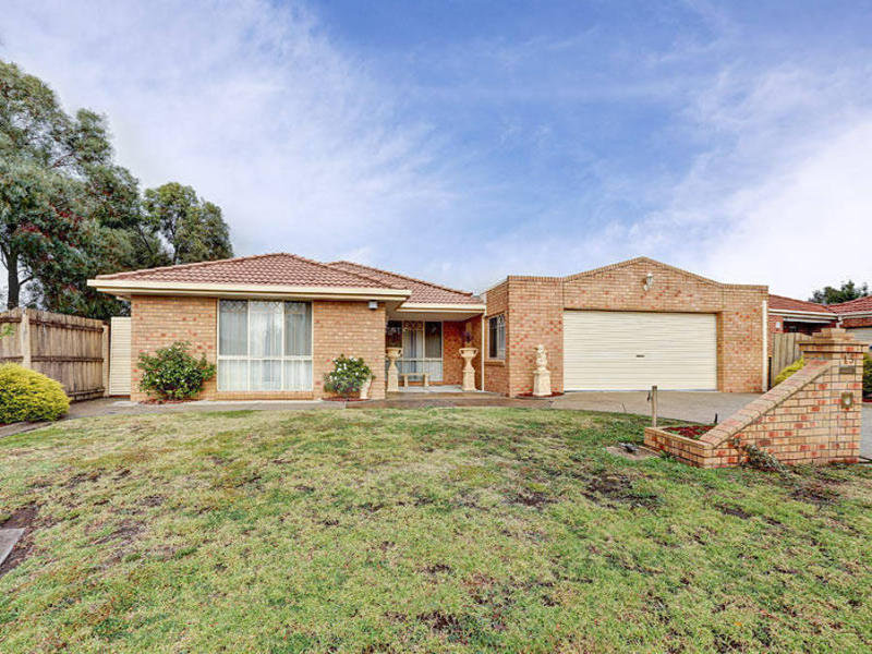 15 Aitken Drive, Delahey, VIC 3037