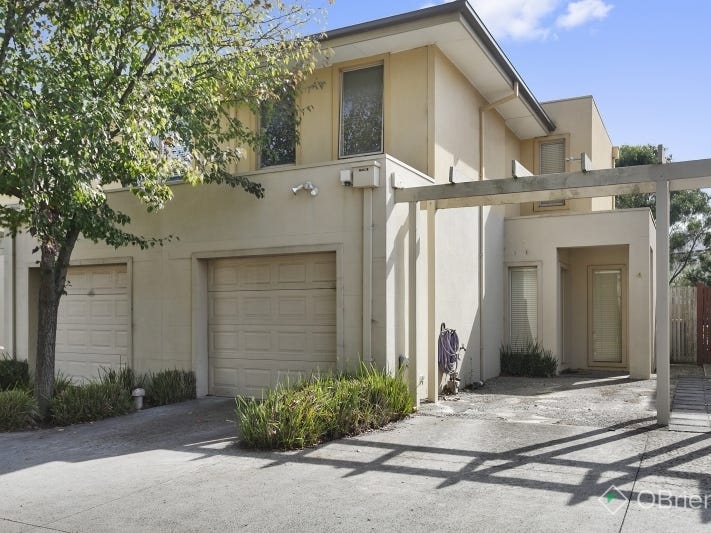 4/2 Coventry Drive, Sandhurst, Vic 3977 Property Details