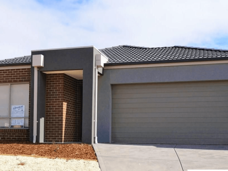 74 Toolern Waters, Weir Views, Vic 3338 House for Rent realestate