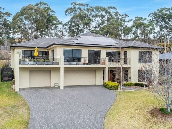 77 The Avenue, Armidale, NSW 2350