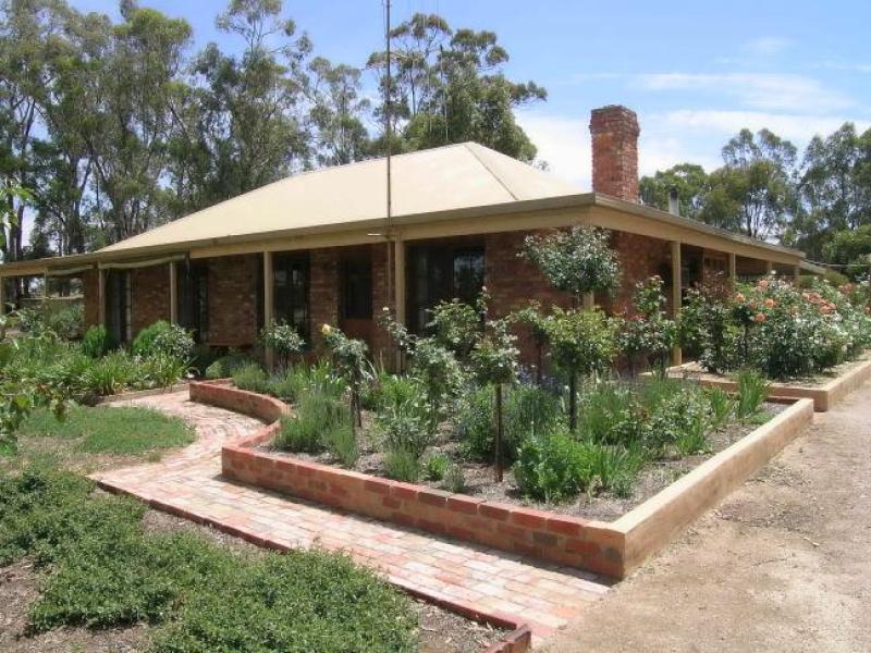 27 Wellsford Road, Longlea, VIC 3551