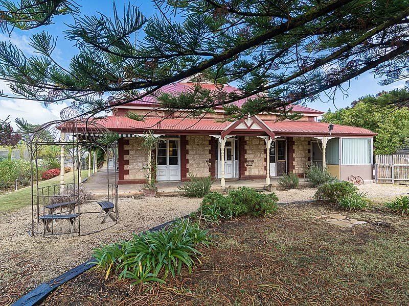 1 West Terrace, Strathalbyn, SA 5255 Property Details
