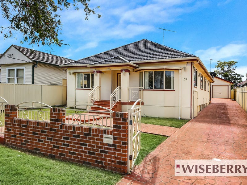 39 Carnation Avenue, Bankstown, NSW 2200