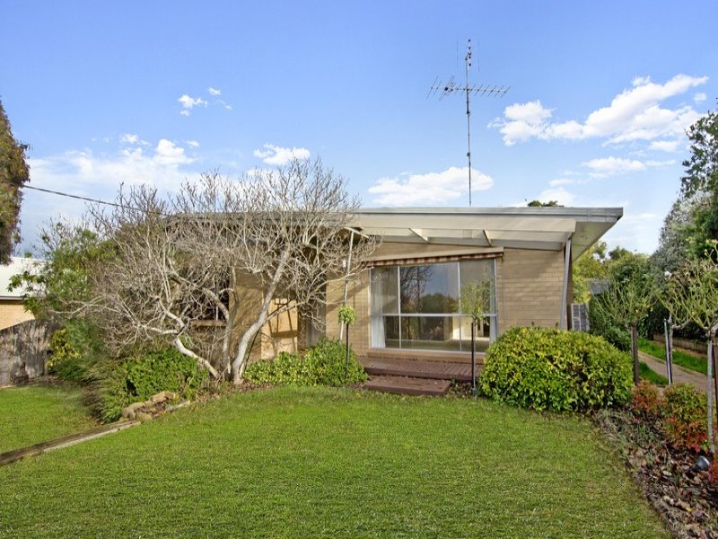 27 Mcarthur Street, Hamilton, VIC 3300