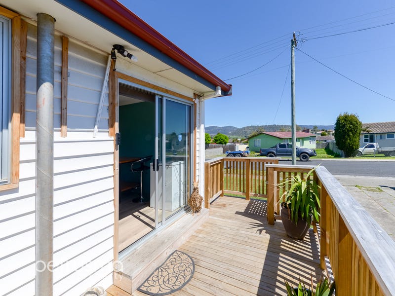 6 Phillips Avenue, New Norfolk, TAS 7140