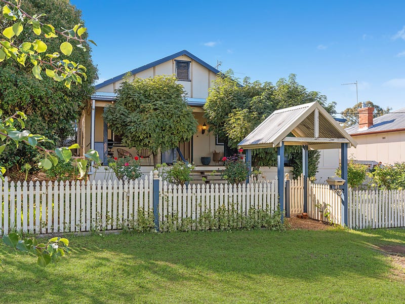 81 Mirrool Street, Coolamon, NSW 2701 Property Details