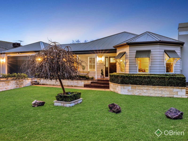 5 Harrier Close, Blind Bight, VIC 3980