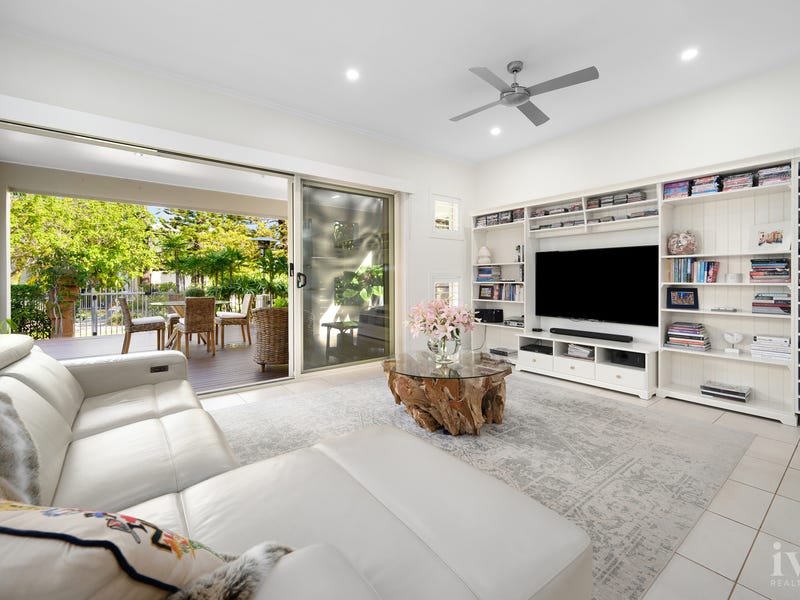 3 Bedroom Houses for Sale in Oxenford, QLD 4210 Pg. 5