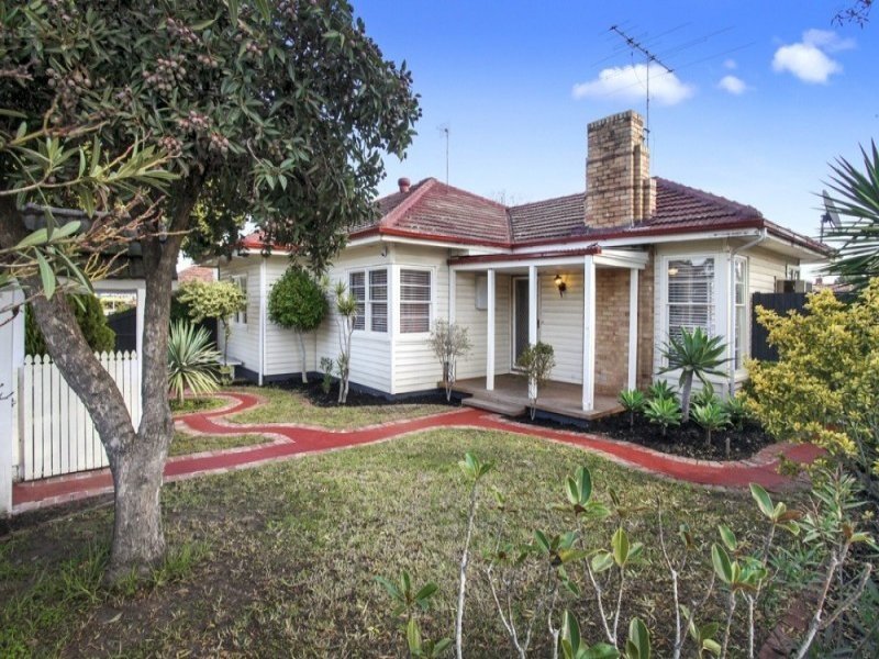 15 Hampshire Road, Sunshine, Vic 3020 Property Details