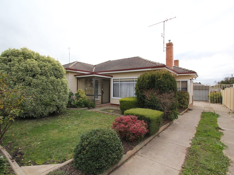 1170 Norman Street, Wendouree, VIC 3355