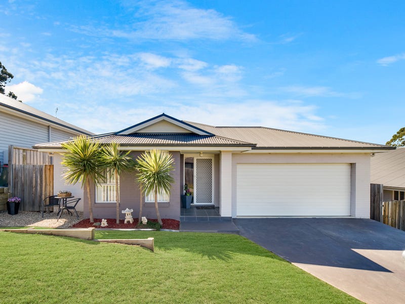16 Teasdale Close, Elderslie, NSW 2570 Property Details
