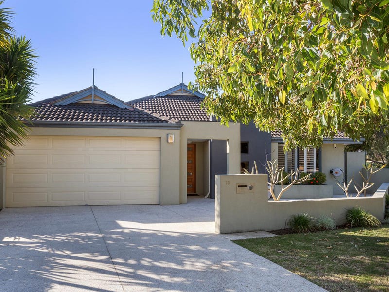 18 Road, Manning, WA 6152 Property Details