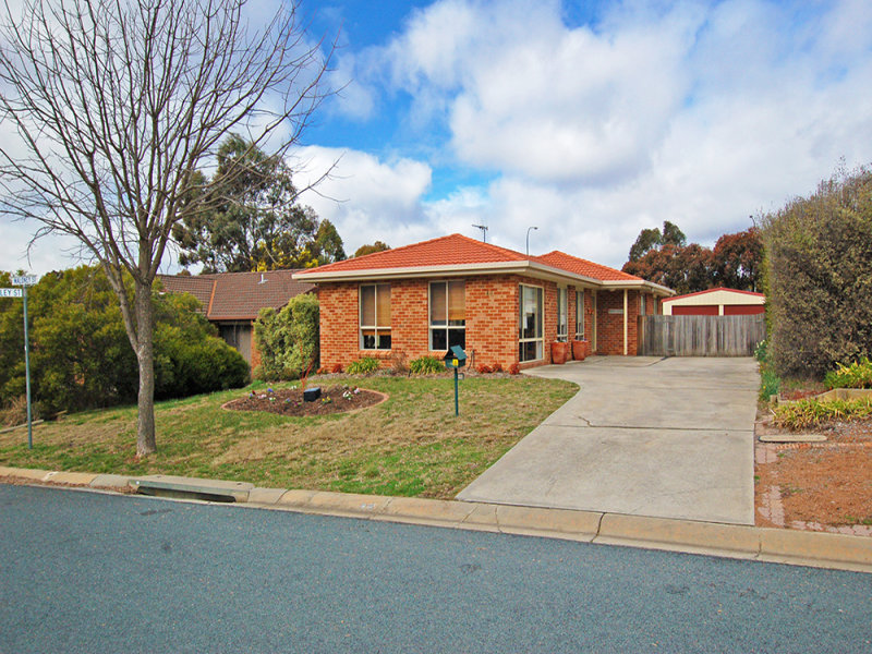 49 Maloney Street, Queanbeyan West, NSW 2620