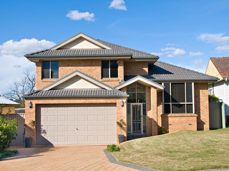 10 Mcintosh Avenue, Padstow Heights, NSW 2211