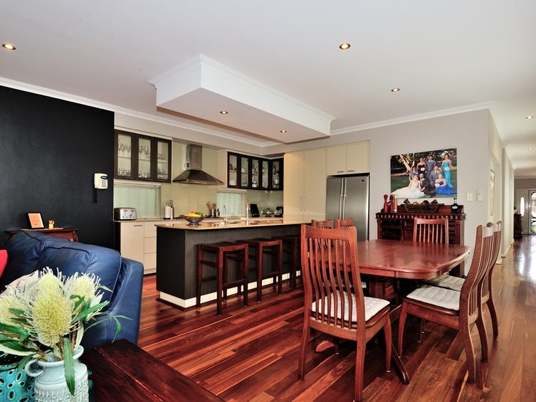 5 Murray St, Bayswater, WA 6053 Property Details