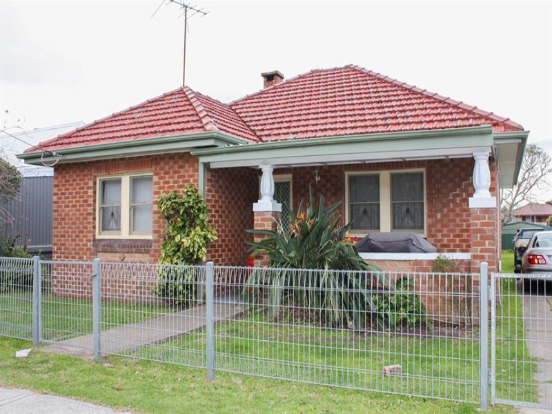16 Lysaght Street, North Wollongong, NSW 2500