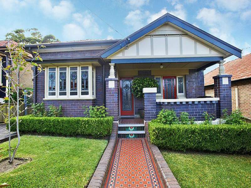 18 Hugh Avenue, Dulwich Hill, NSW 2203