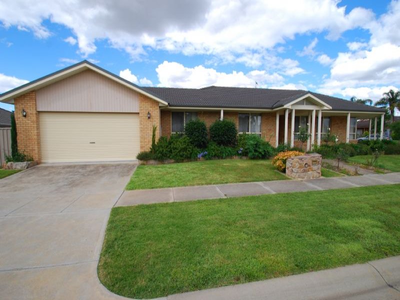 2 COLLEEN CLOSE, Wangaratta, Vic 3677 Property Details