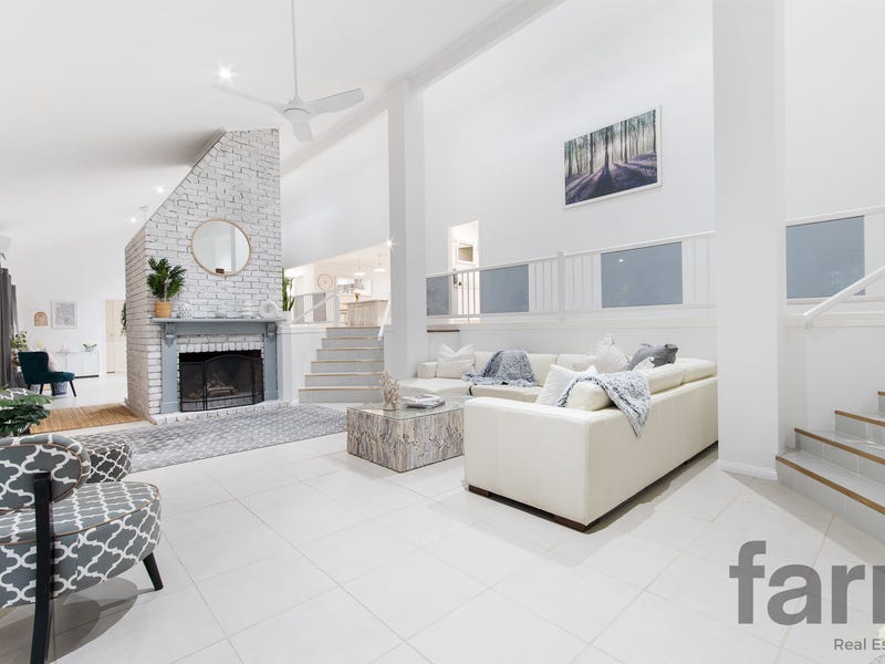 24 Uplands Drive, Parkwood, QLD 4214