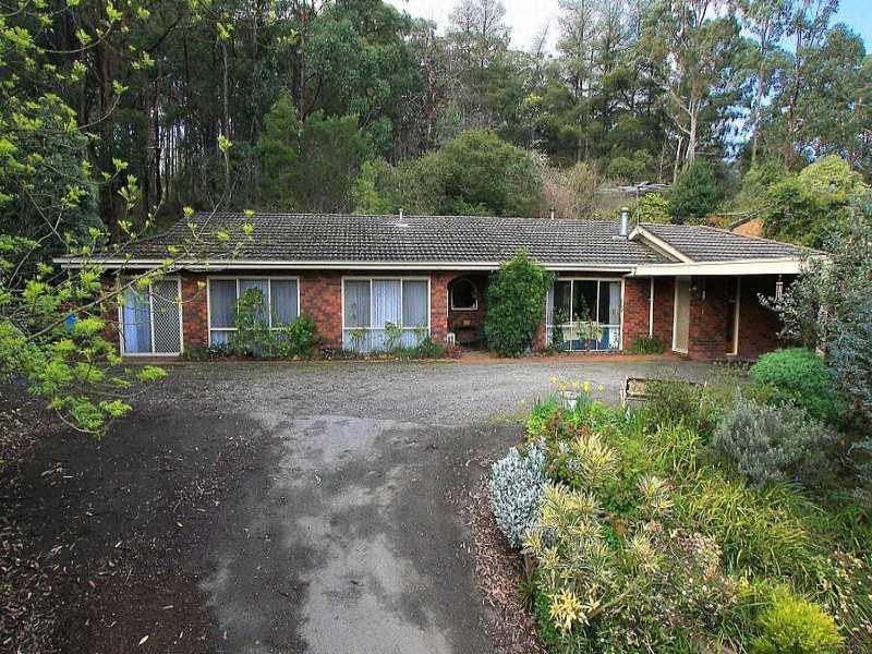 29 Lawsons Rd, Emerald, Vic 3782 Property Details