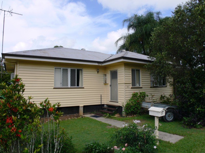 17 Katherine Street, Beerwah, QLD 4519