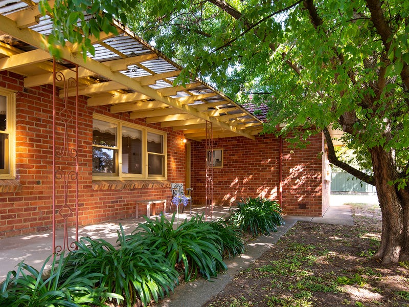 63 Elizabeth Street, Castlemaine, Vic 3450 Property Details