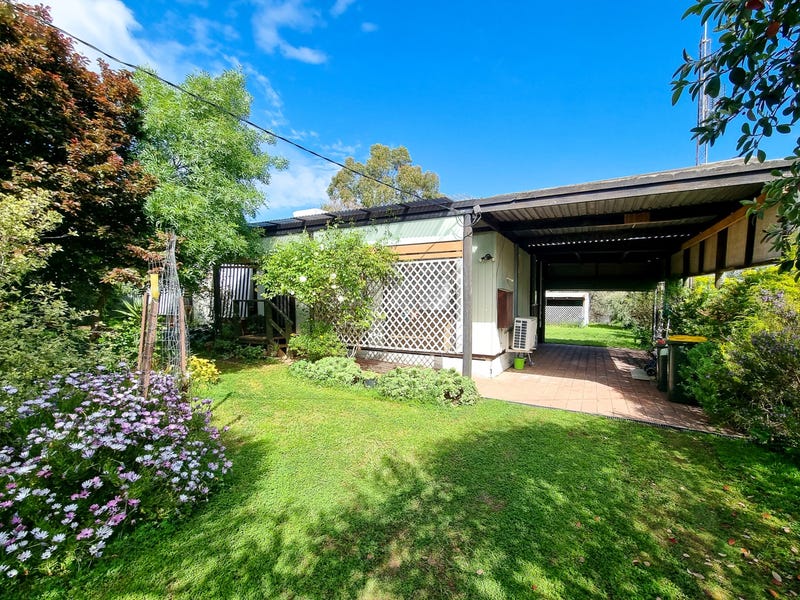 5 Gordon Street, Boort, VIC 3537